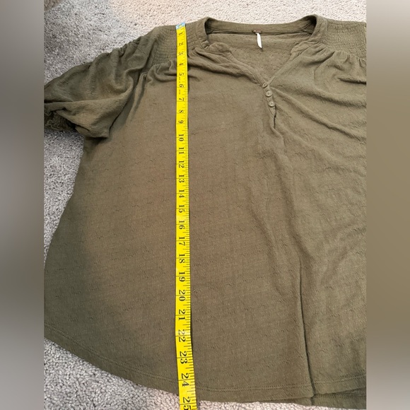 Free People Top Ruched Sleeves - Picture 11 of 11